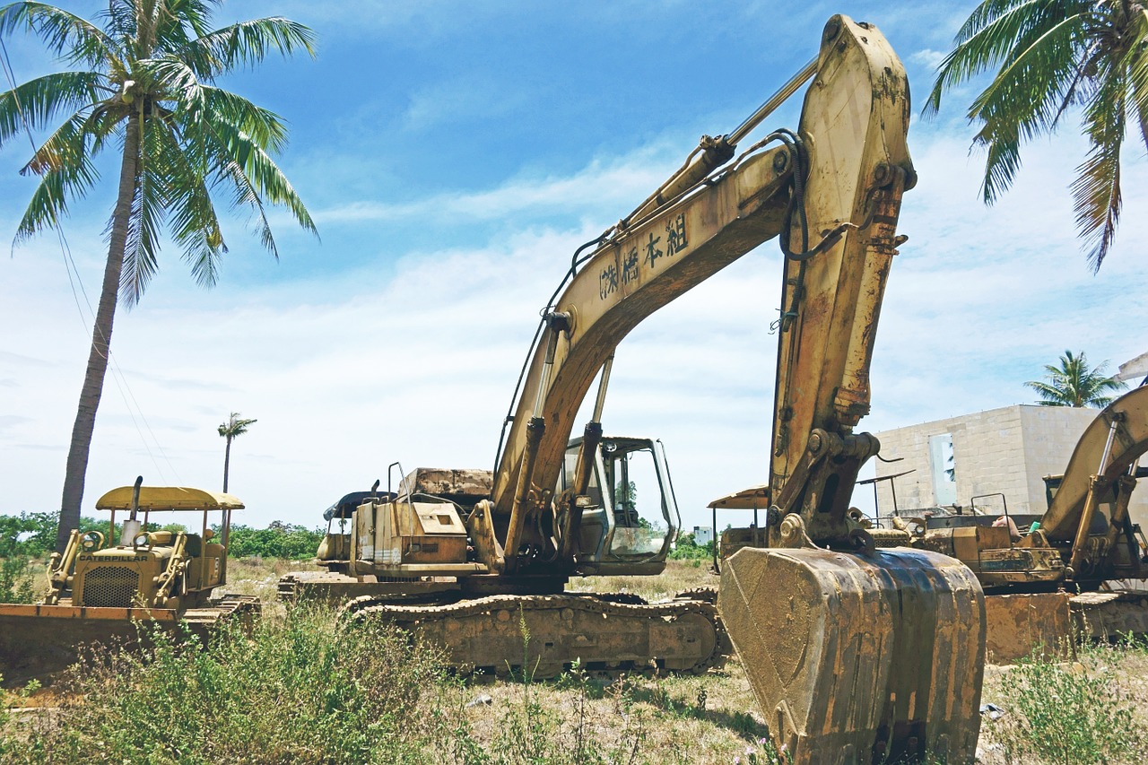 construction vehicles excavator free photo