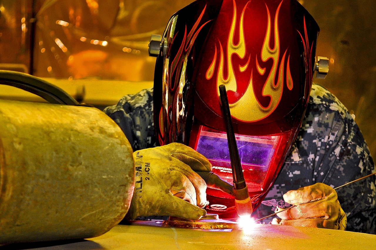 construction welding welder free photo