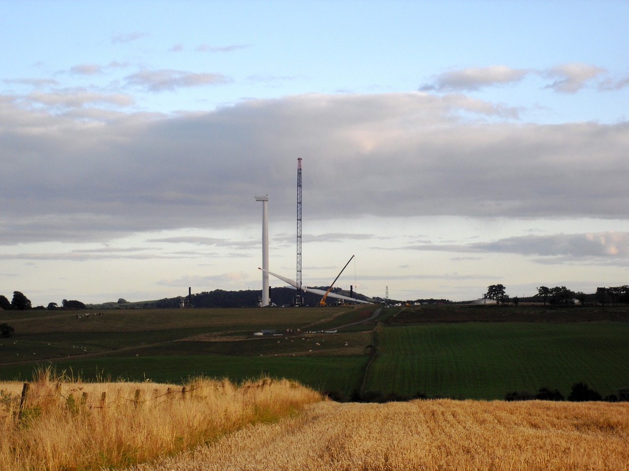 construction wind turbine machinery free photo