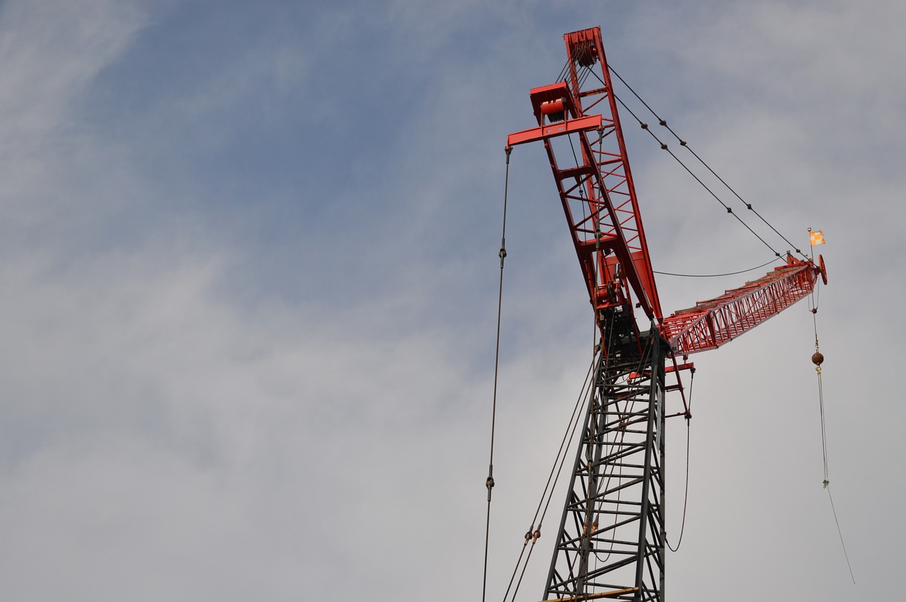 construction crane sky free photo
