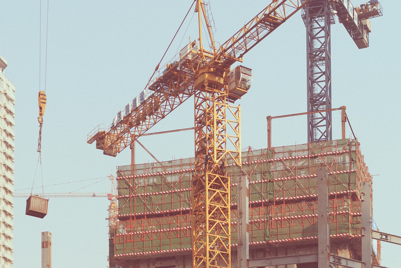 construction site  crane  w free photo