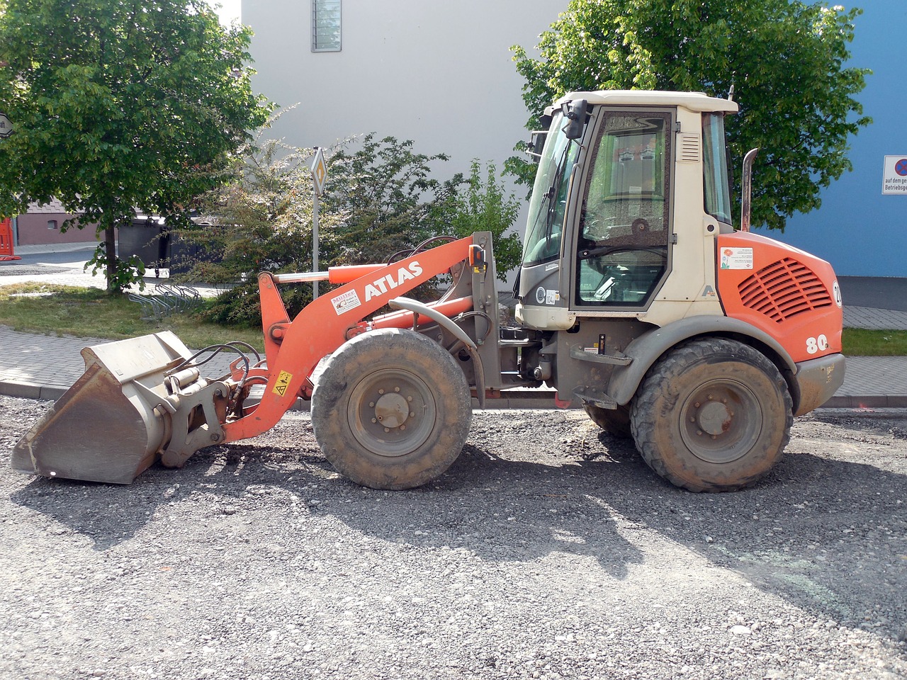 construction vehicle excavators wheel loader free photo