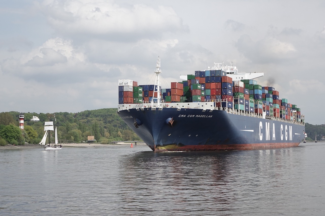 container ship hamburg elbe free photo