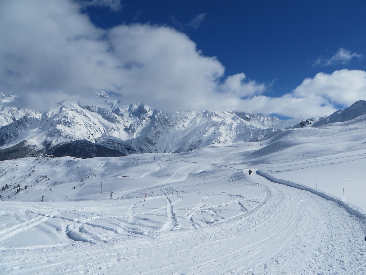 contamines-montjoie mountain snow free photo