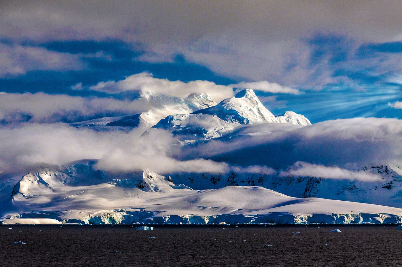 continent  antarctica  iceberg free photo