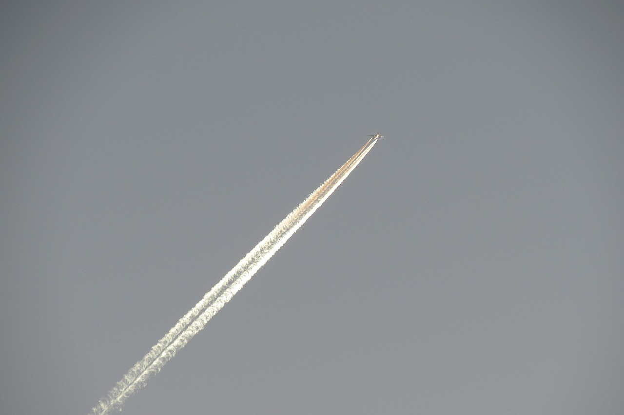 contrail aircraft fly free photo