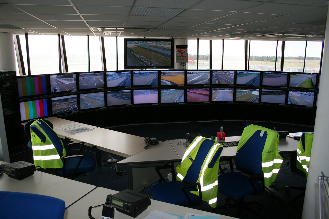 control room belgium le mans free photo