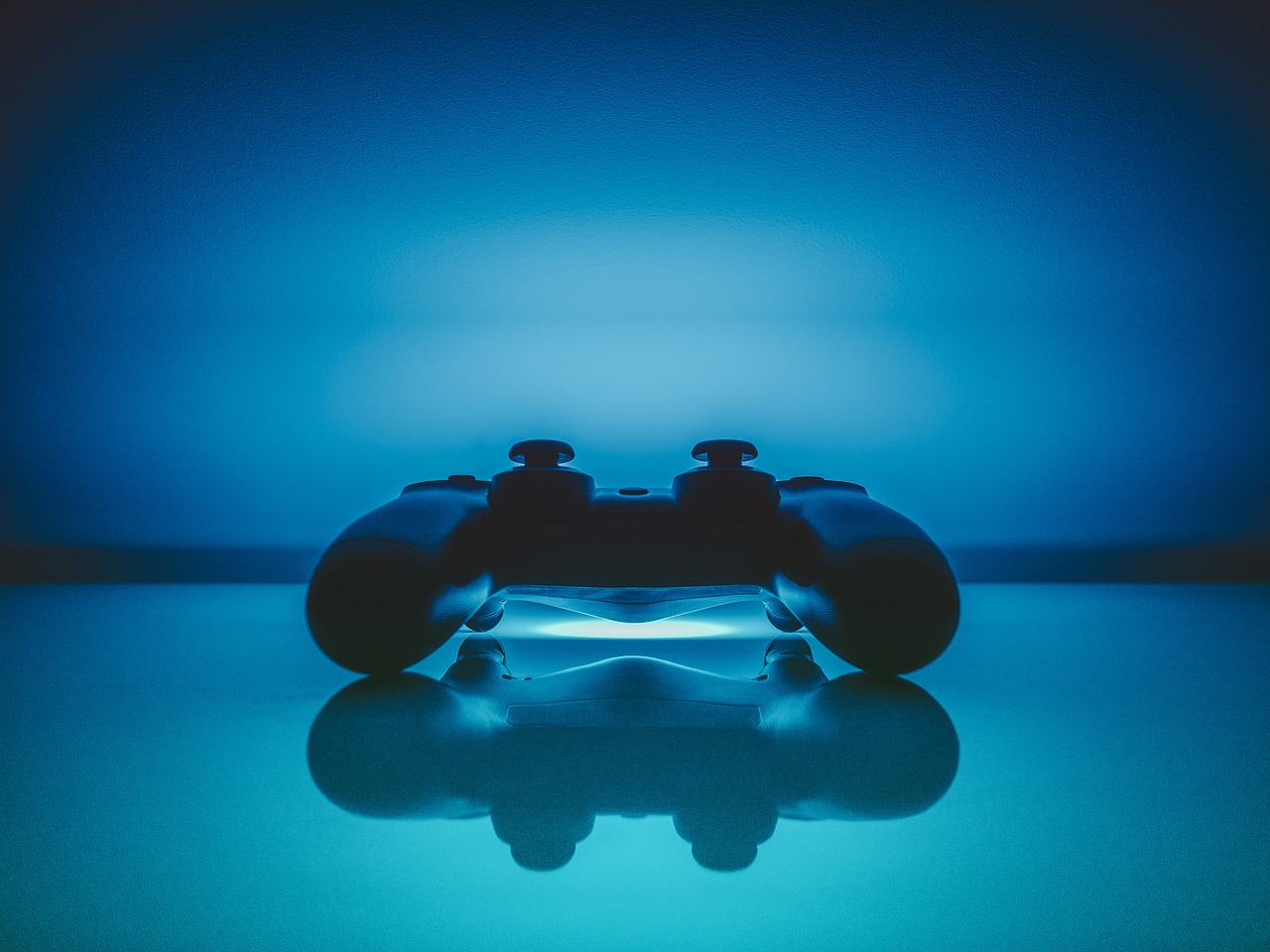 Controller,video games,gaming,playstation,entertainment - free image from  needpix.com