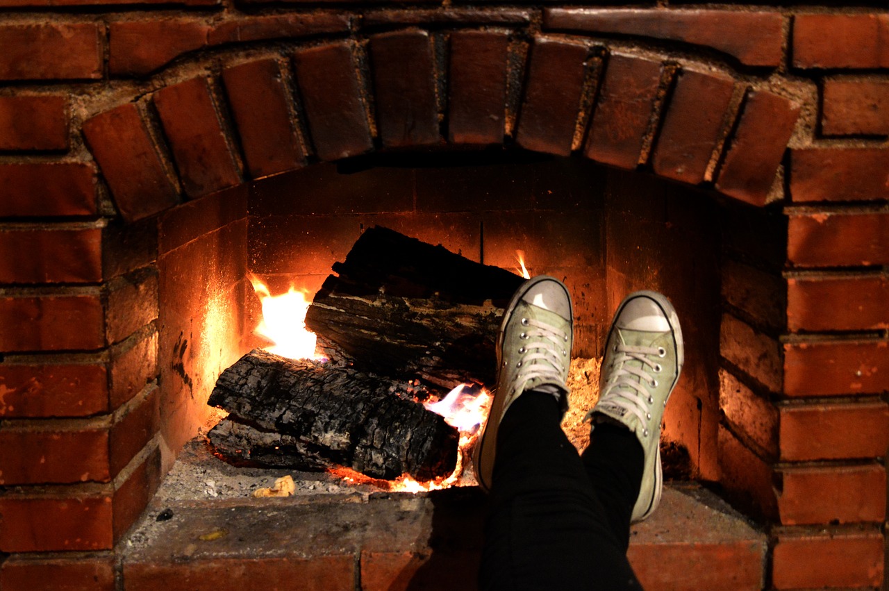 fireplace chill feet free photo