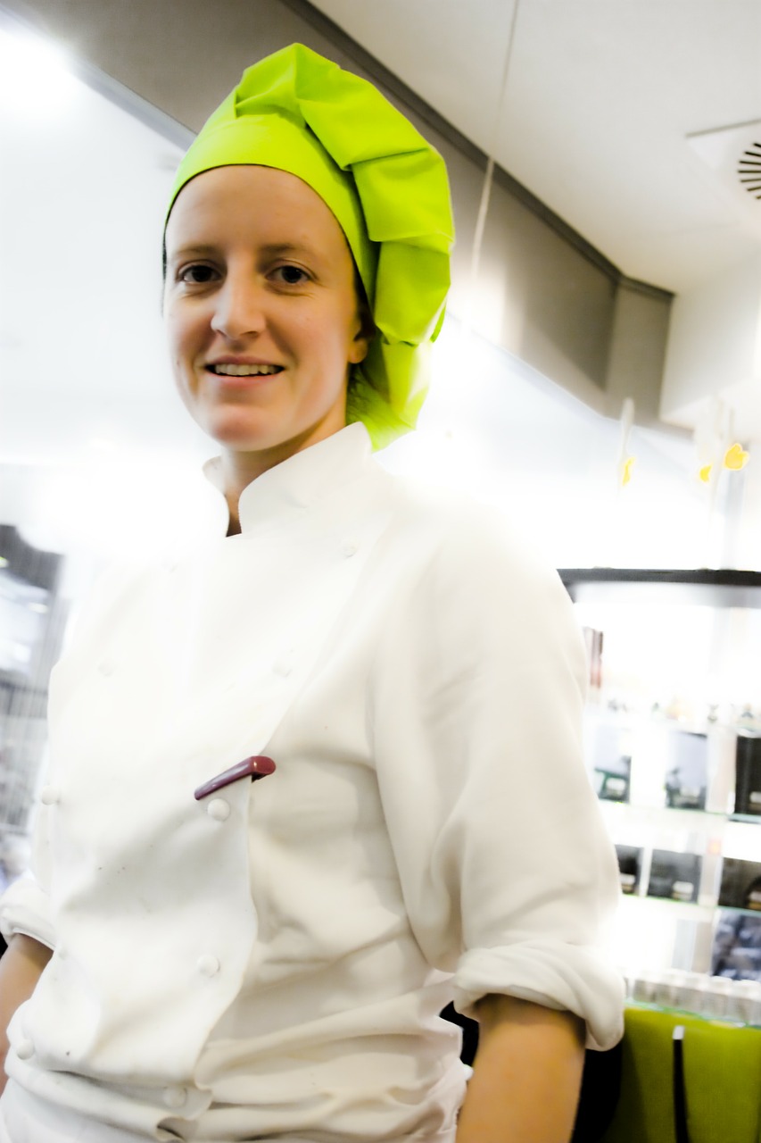 cook pastry chef woman free photo