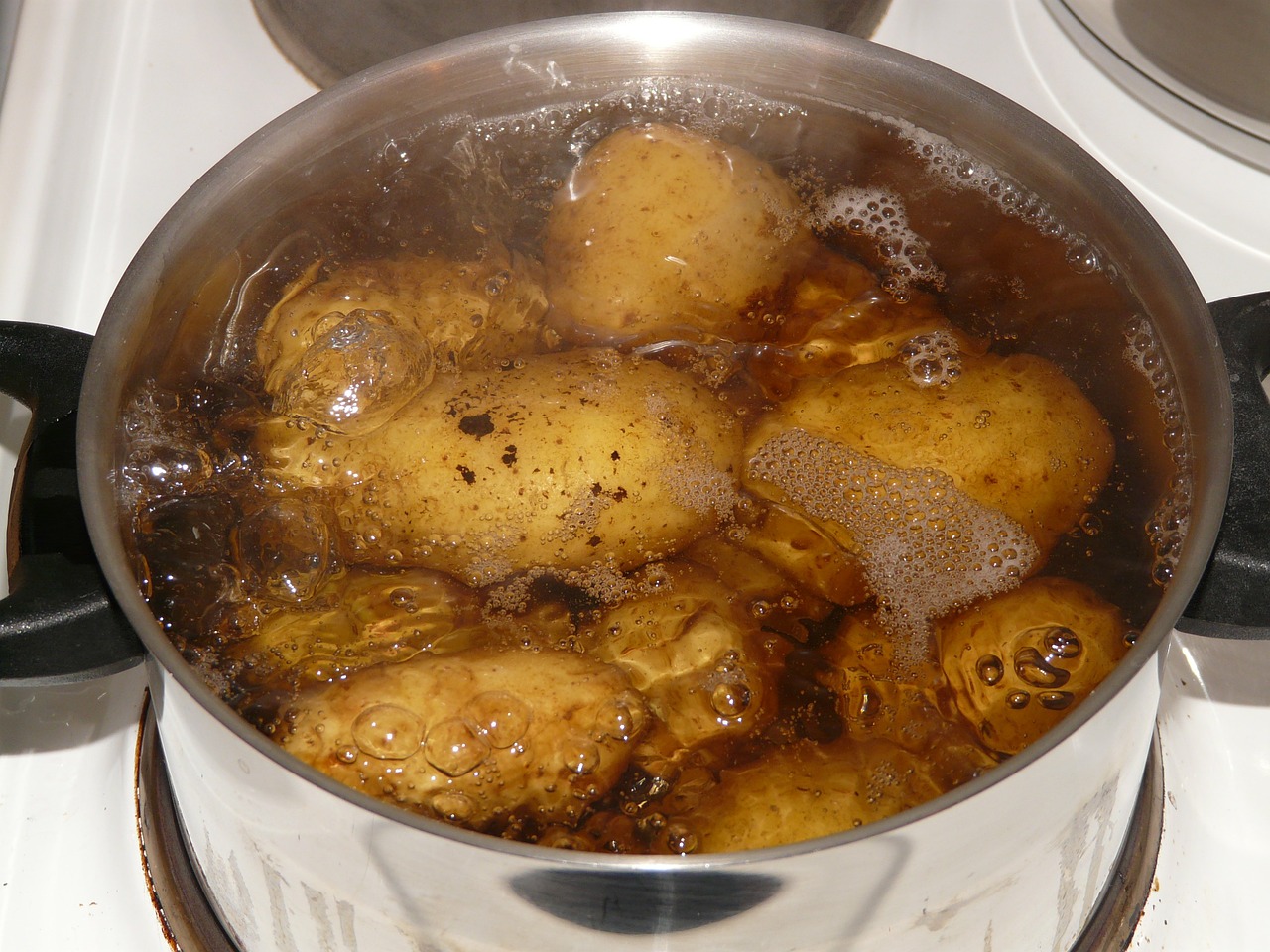 cook potatoes cooking pot free photo