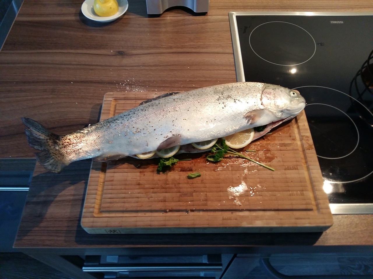 cook fish salmon trout free photo