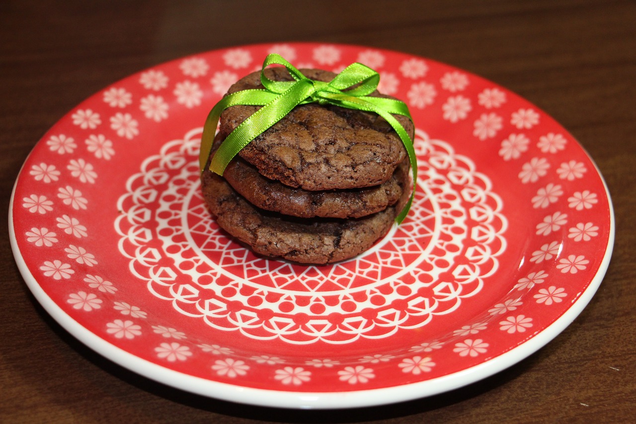 cookie chocolate present free photo