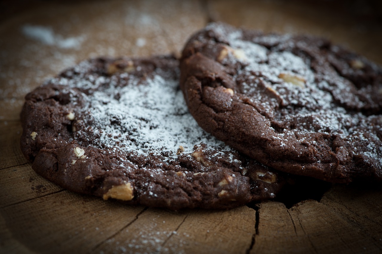 cookies chocolate cookies dark cookies free photo