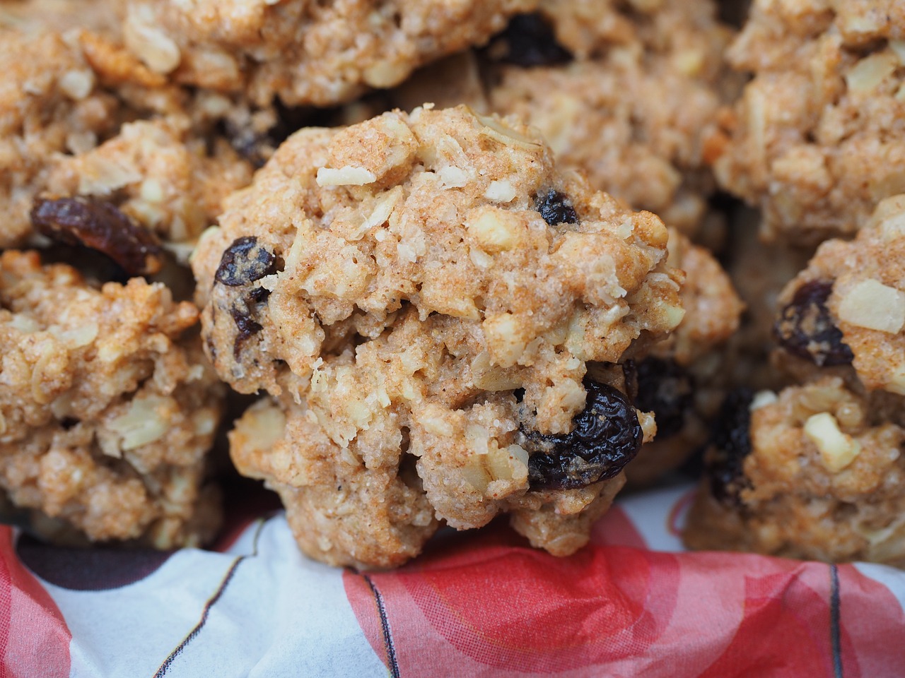 cookies cereal biscuits grain cereal biscuits free photo