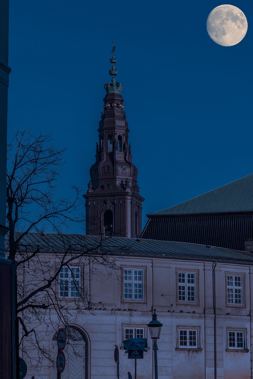 copenhagen night photography the full moon free photo