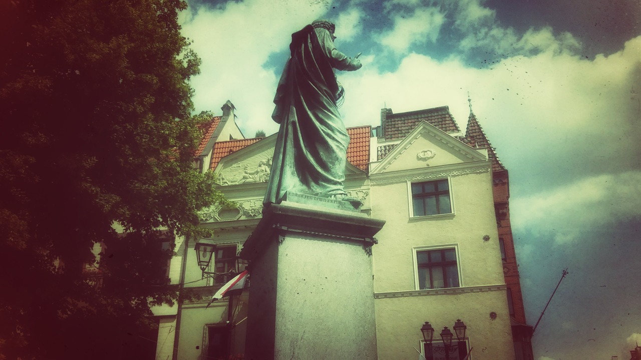 copernicus monument toruń free photo