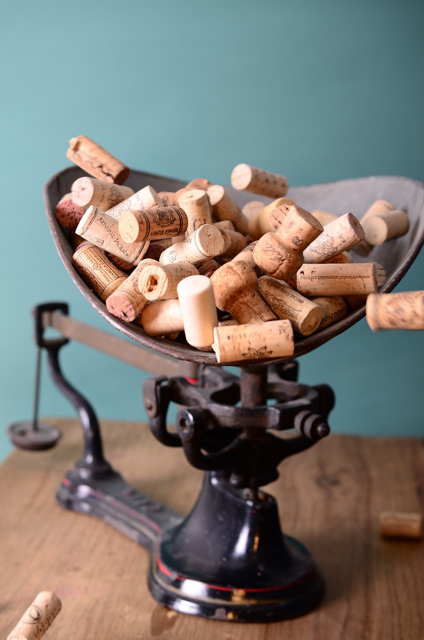 corks stoppers scale free photo