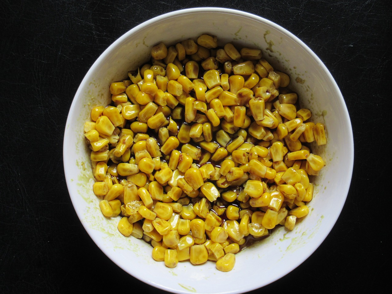 corn salad seed oil free photo