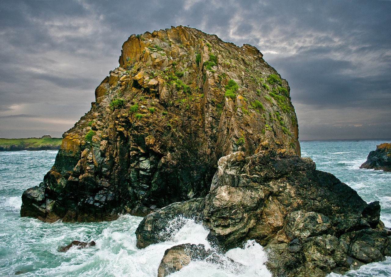 cornwall sea rock free photo