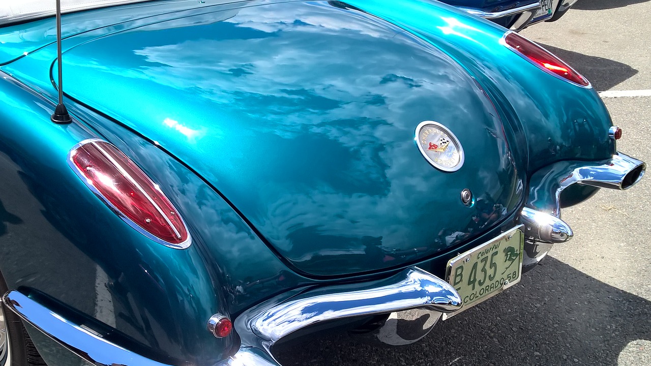 corvette turquoise trunk free photo