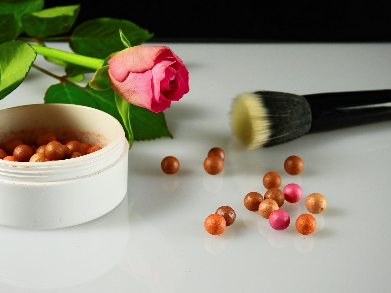 cosmetics make up schmink brush free photo