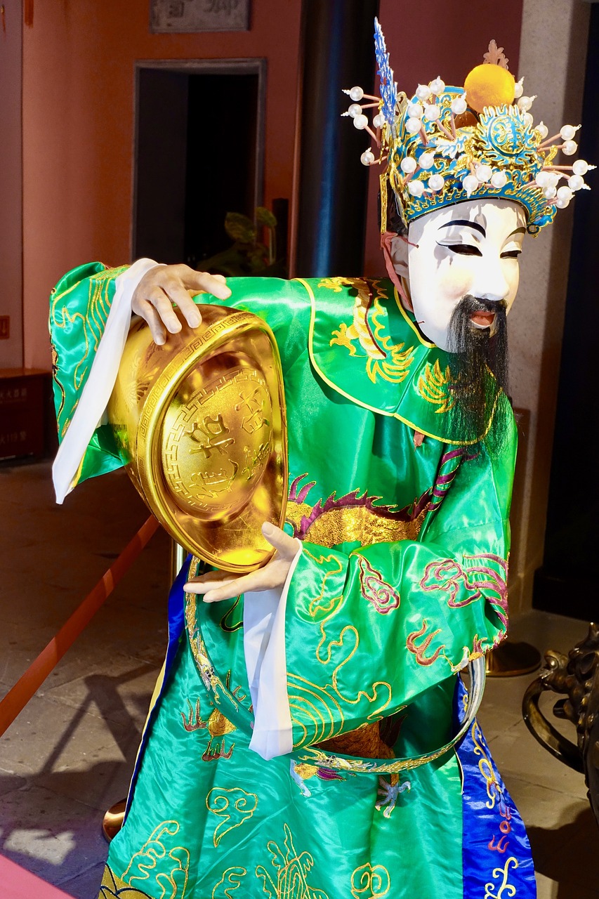 costume  chinese  green free photo