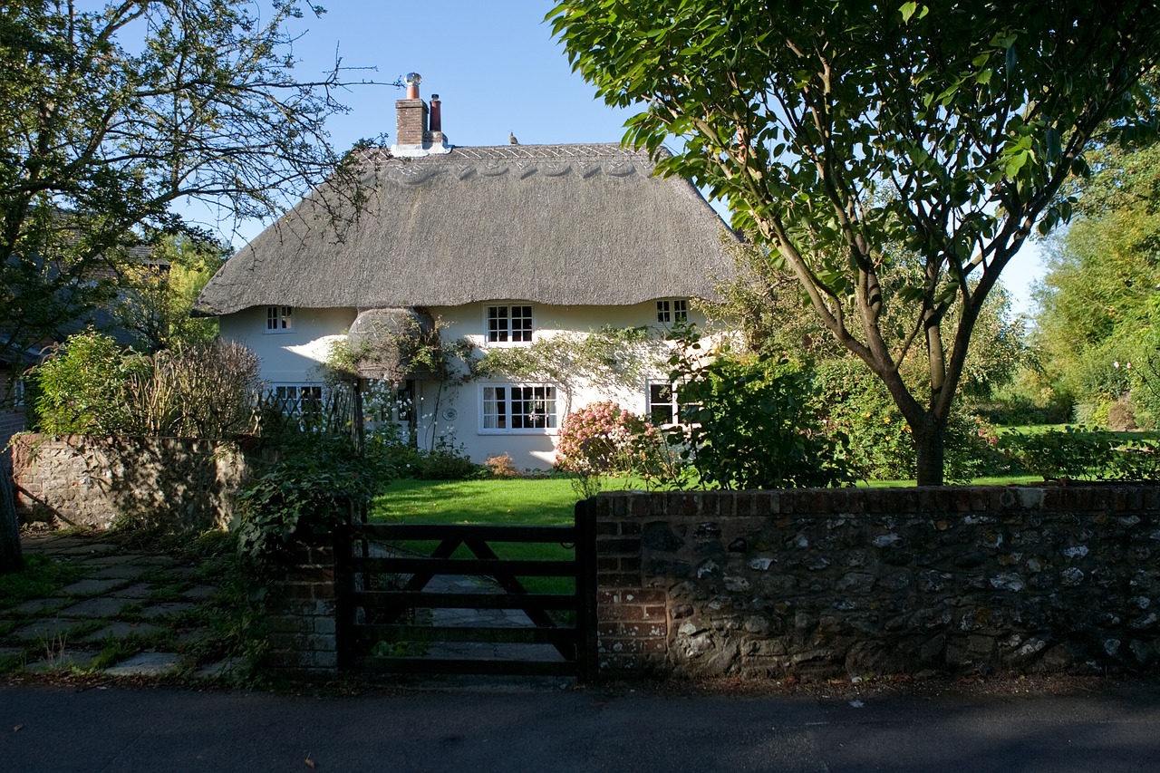 cottage english country free photo