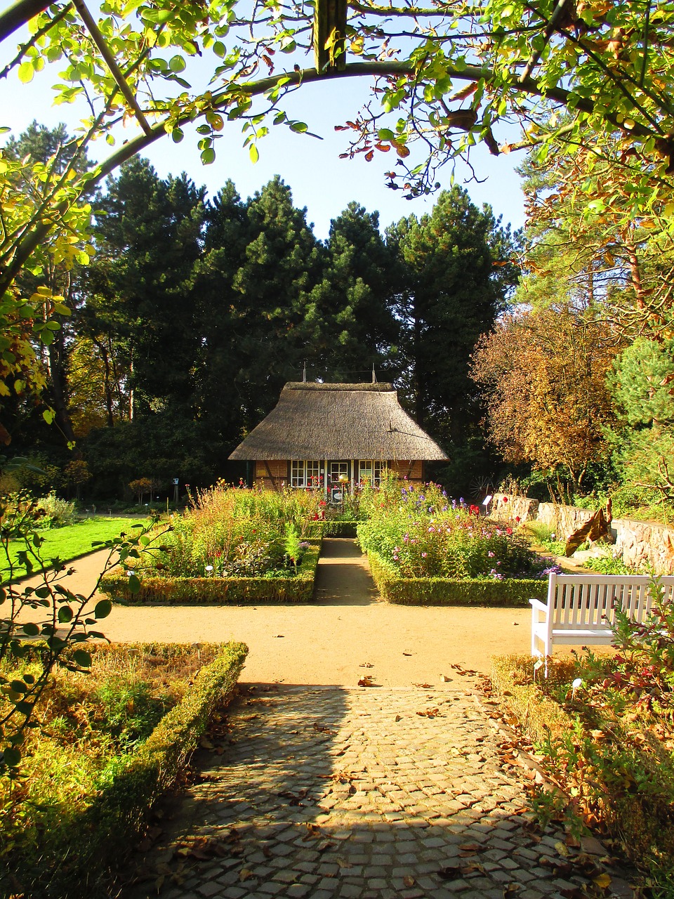 cottage garden autumn garden free photo