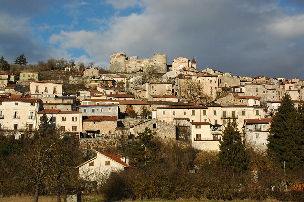 country landscape borgo free photo