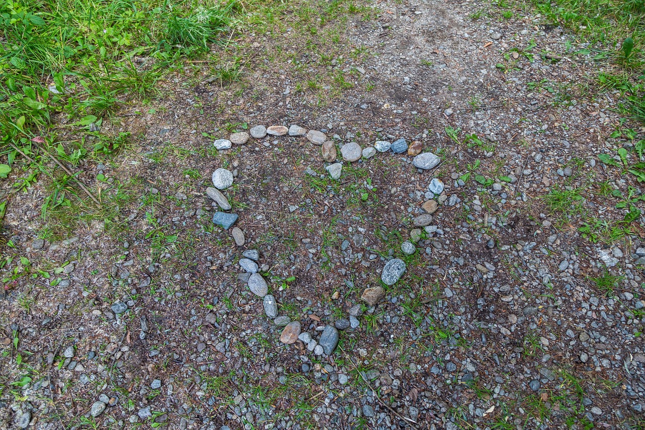 country style stones heart free photo