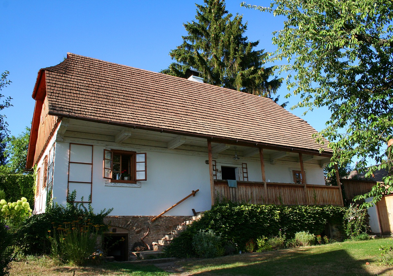 countryside  cottage  czechia free photo