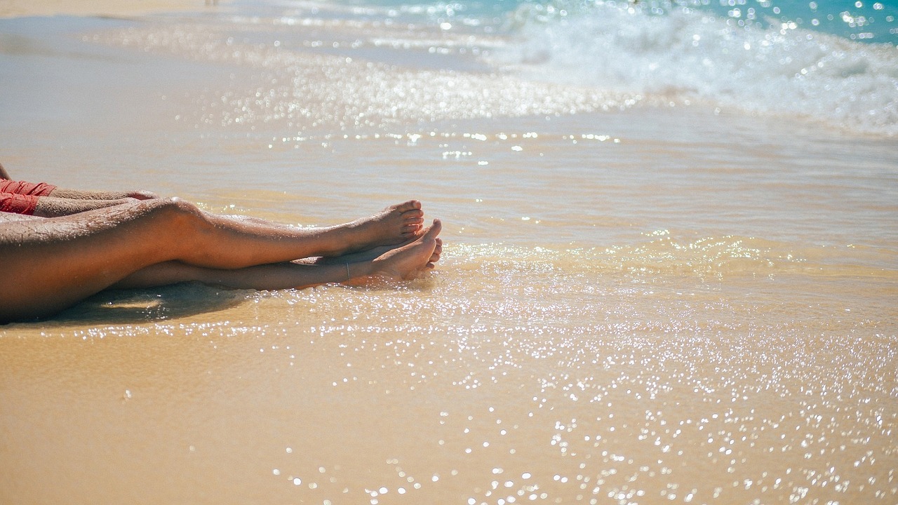 couple in love beach free photo