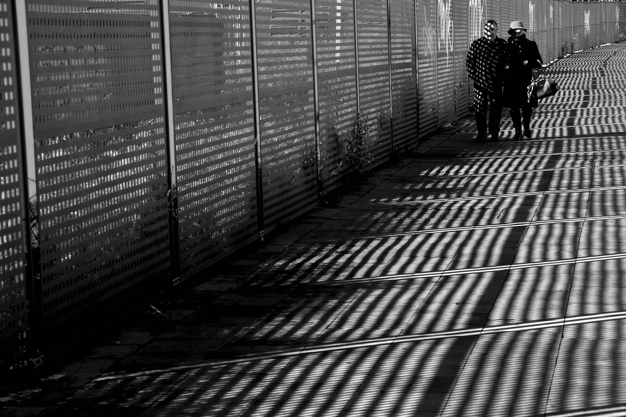 couple shadows street free photo