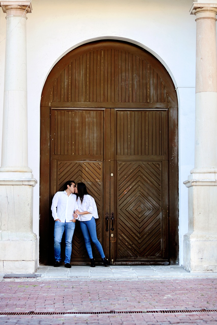 couple church love free photo