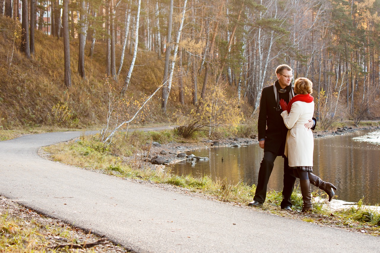 couple  autumn  road free photo