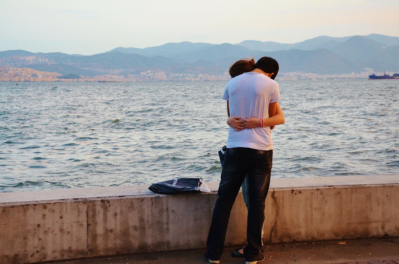 couple love tenderness free photo