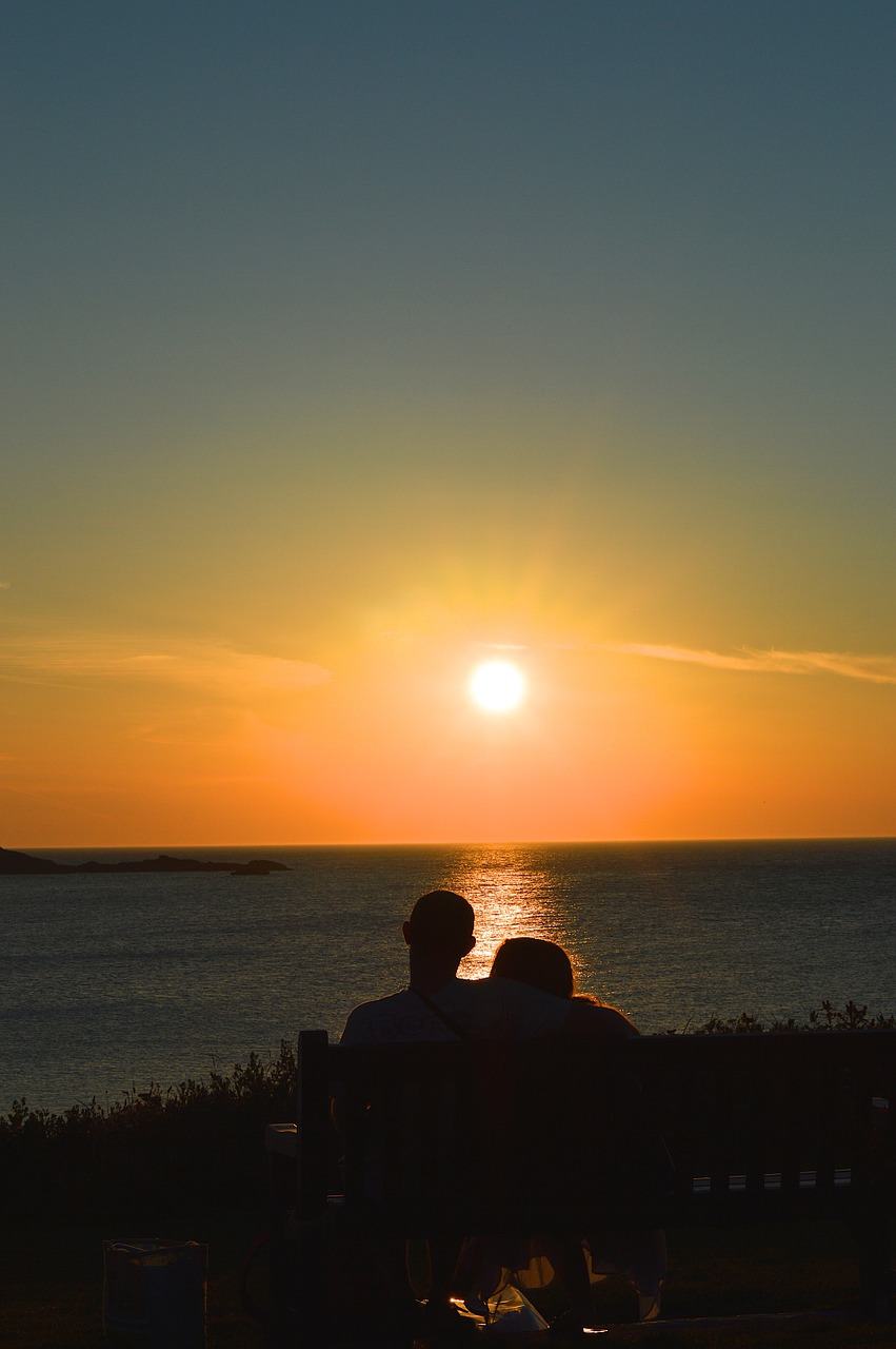 couple sunset red free photo