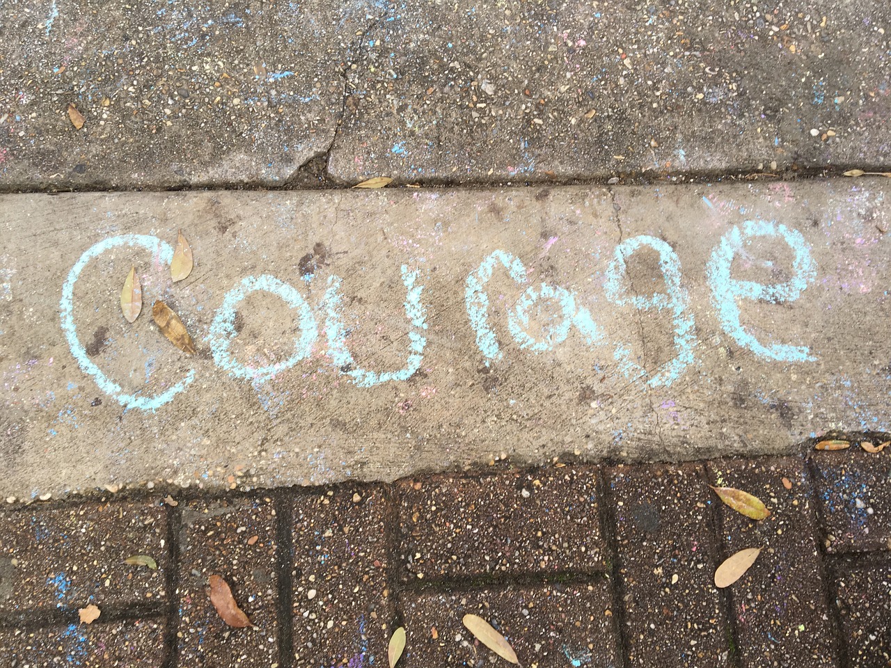 courage chalk handwriting free photo