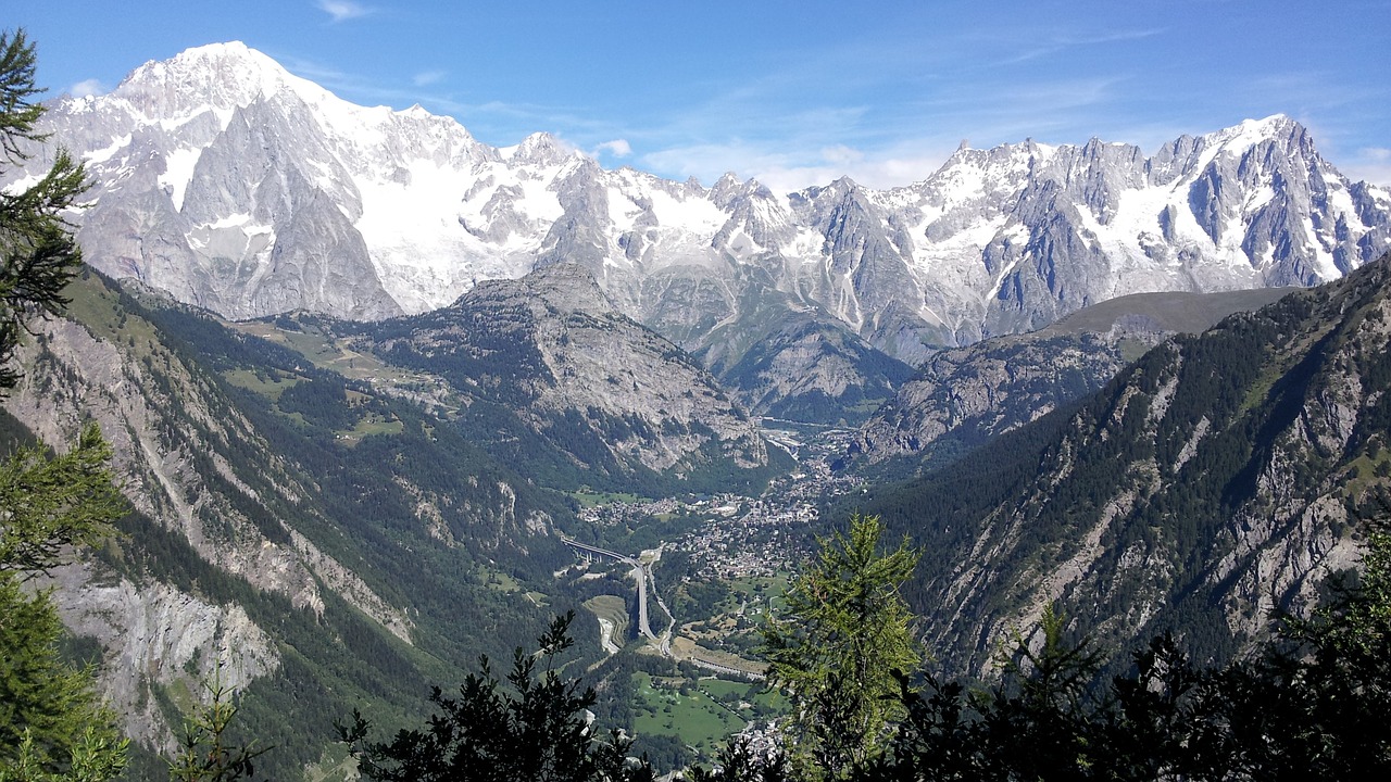 courmayeur monti mont blanc free photo