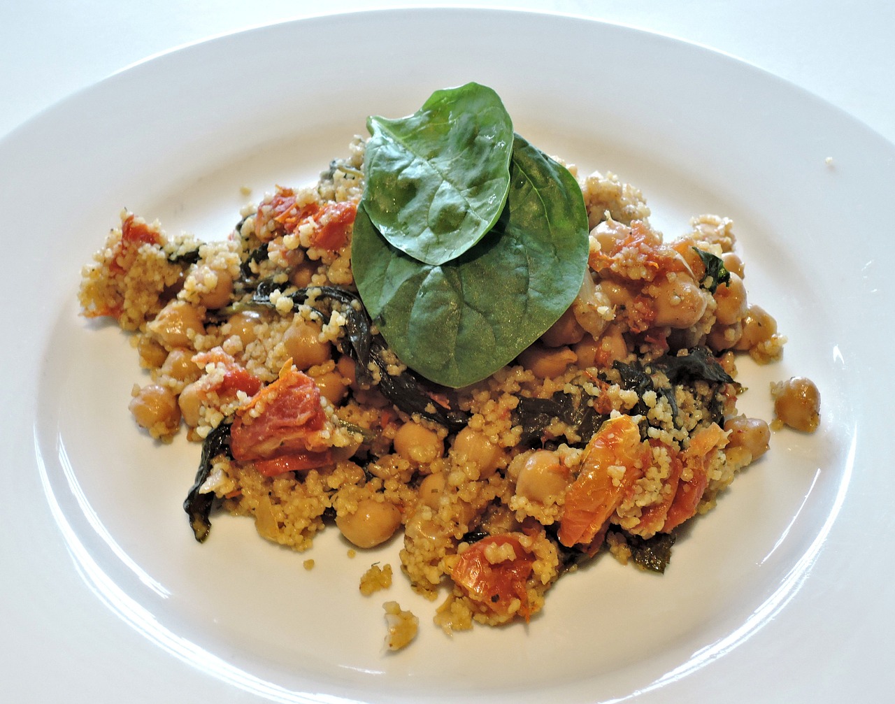 couscous spinach tomato free photo