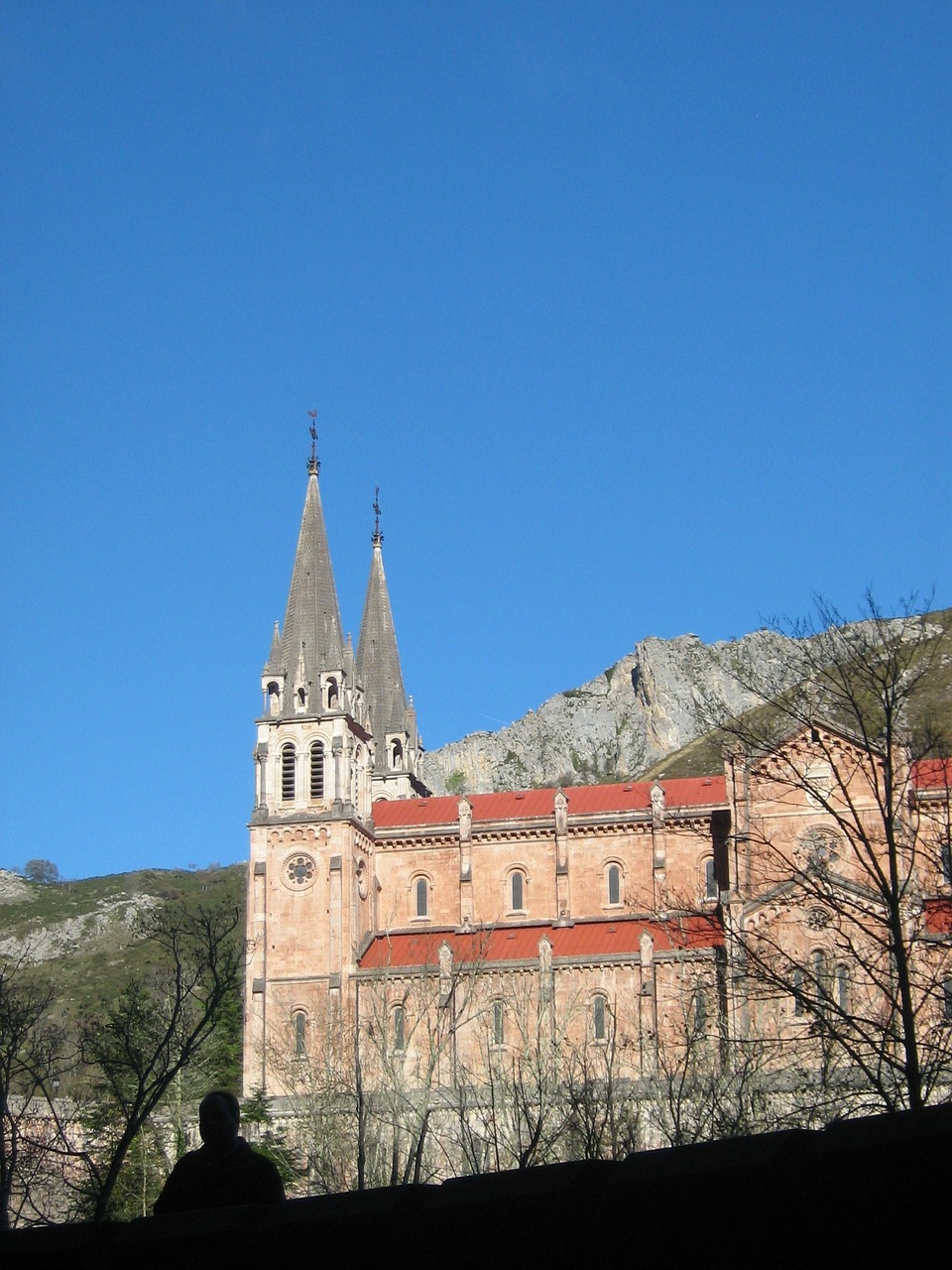 covadonga church asturias free photo
