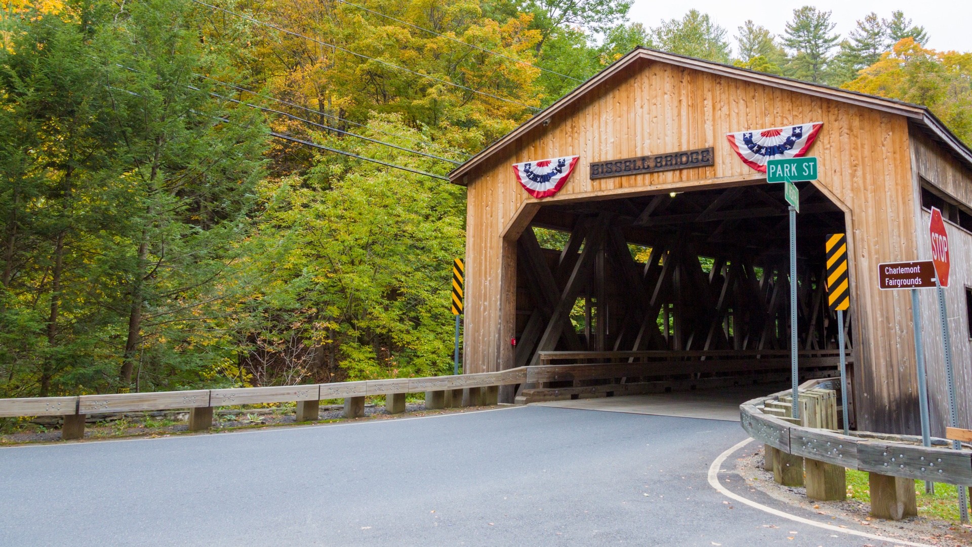 autumn bissel covered bridge free photo