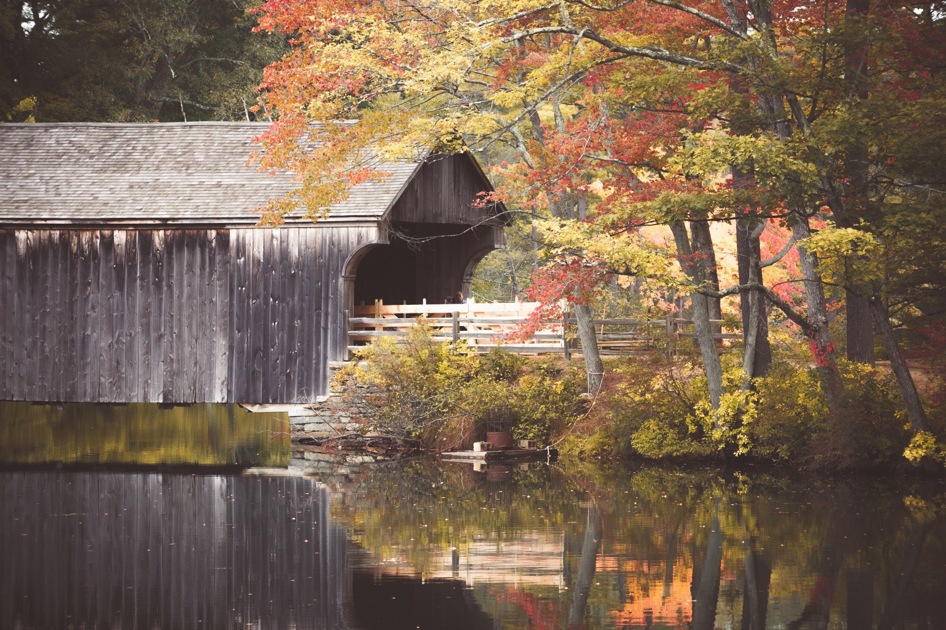 autumn countryside covered bridge free photo