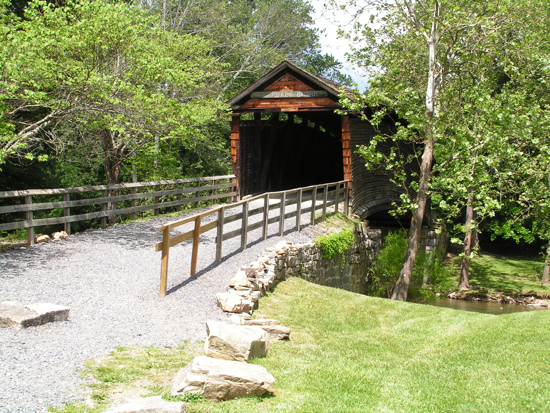 covered bridge va free photo