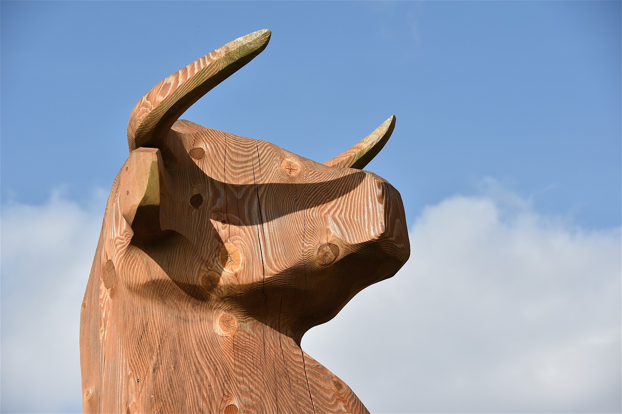 cow  bull  sculpture free photo