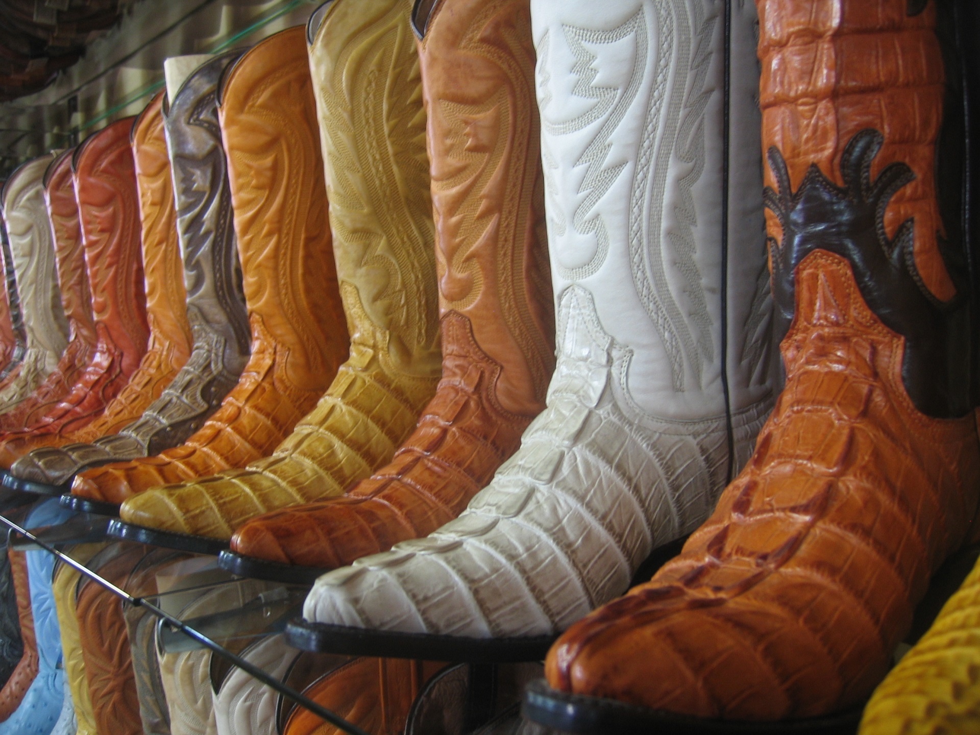 cowboy boots display store free photo