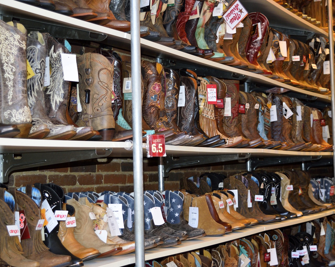 cowboy boots boots store free photo