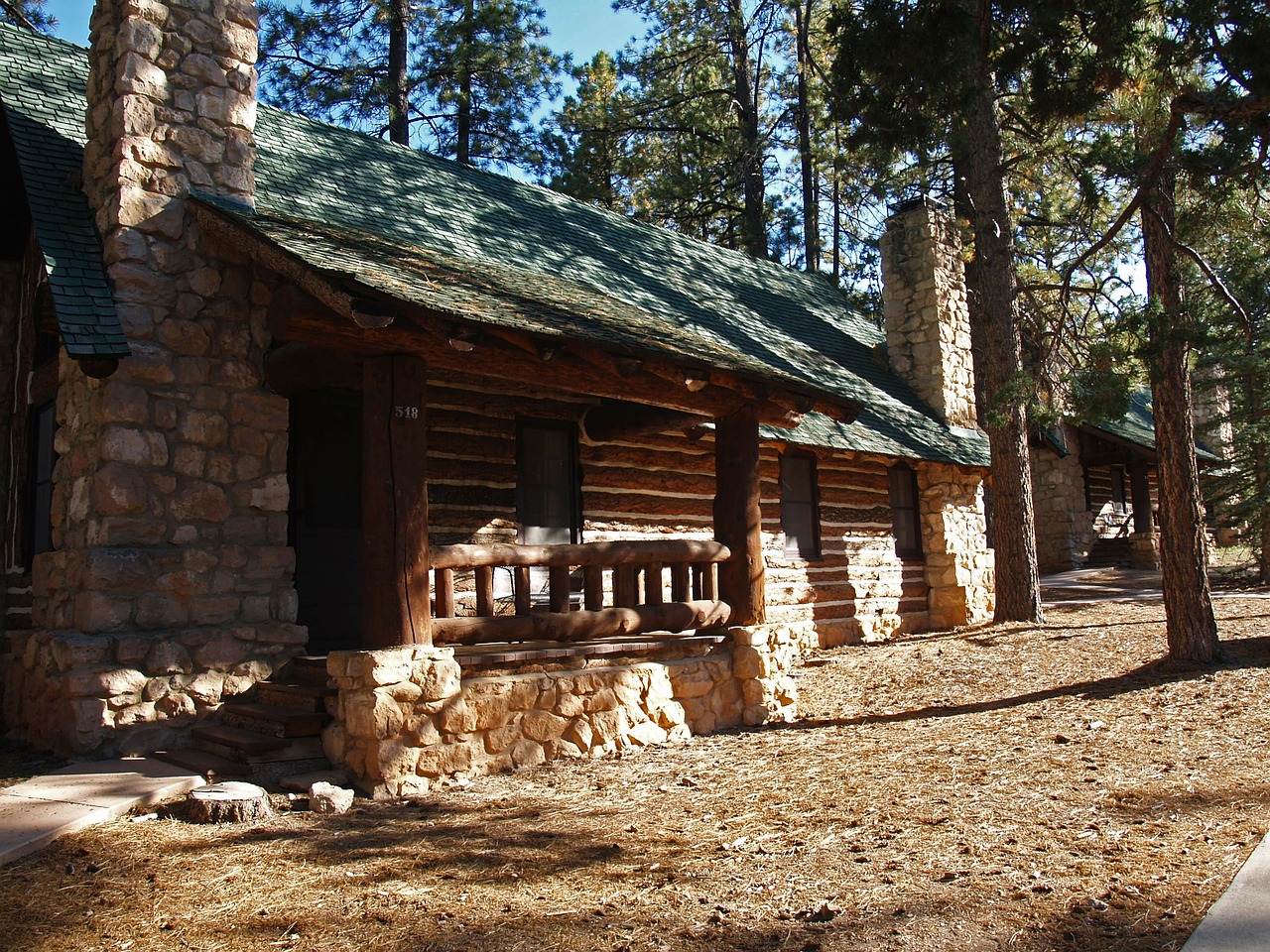 cozy guest cabin hut free photo