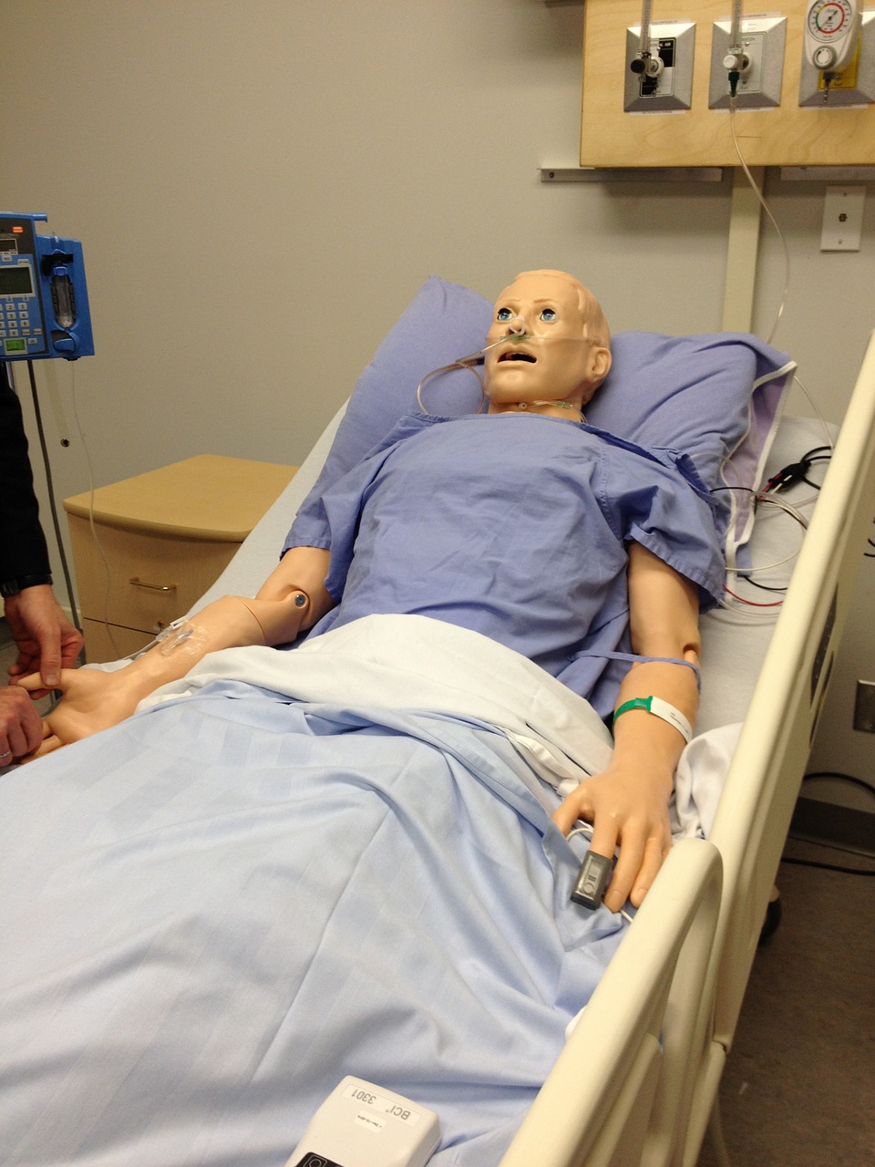 cpr dummy medical free photo